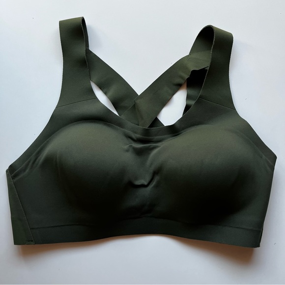 LIKE NEW Lululemon Enlite Bra - Pesto - Picture 8 of 9